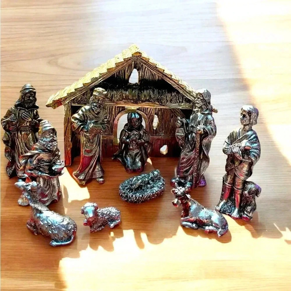 International Silver Co 11 Pc Nativity Set Christmas Decor offers welcome - Picture 1 of 9
